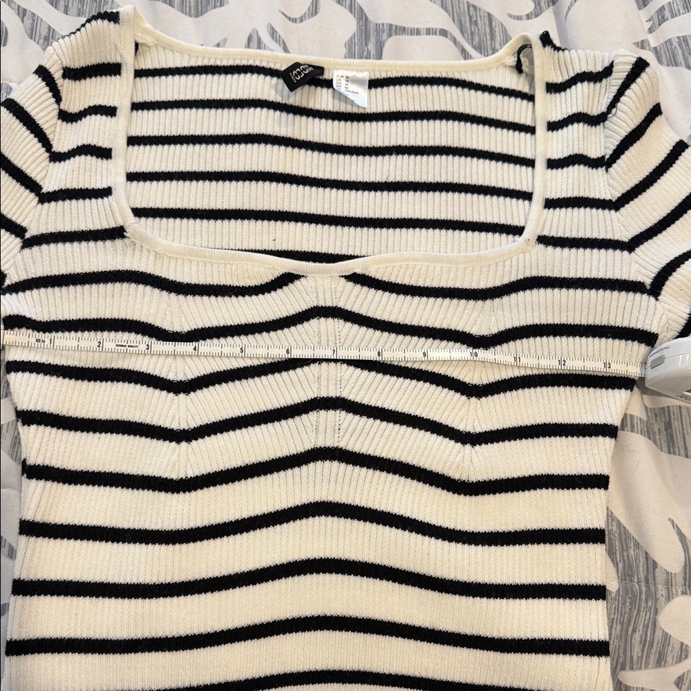 H&M Striped Long-Sleeve Bodycon Dress - White/Black size M - Picture 4 of 5